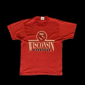 Vintage Wisconsin Badgers single stitch red t-shirt.  (Ramblers)